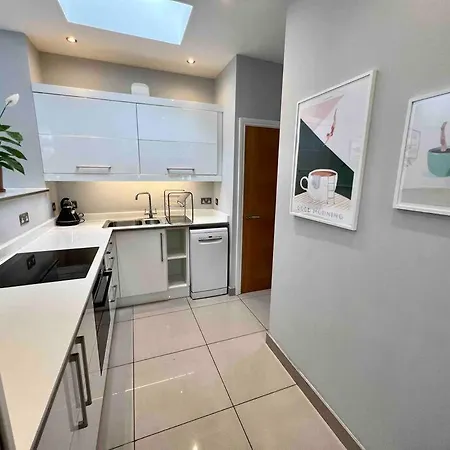 Private Garden Oasis In Apartman *